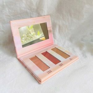 **NEW** Dusk To Dawn Palette - Wander Beauty